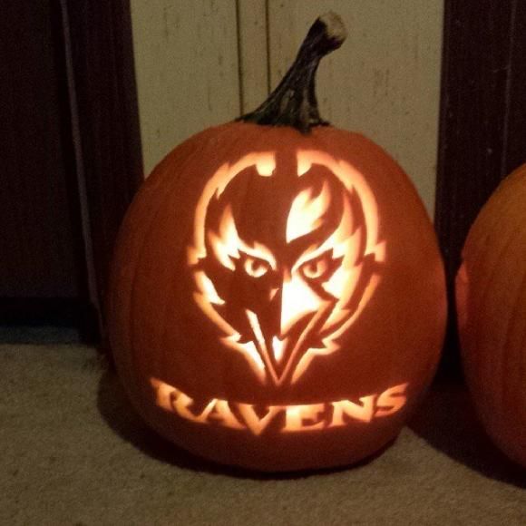 ravens-pumpkin